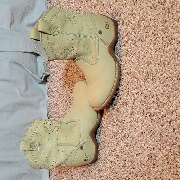 CAT boots - Picture 1 of 3